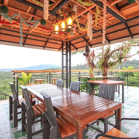 Happy Mountain Airport Resort Nai Yang Exterior foto
